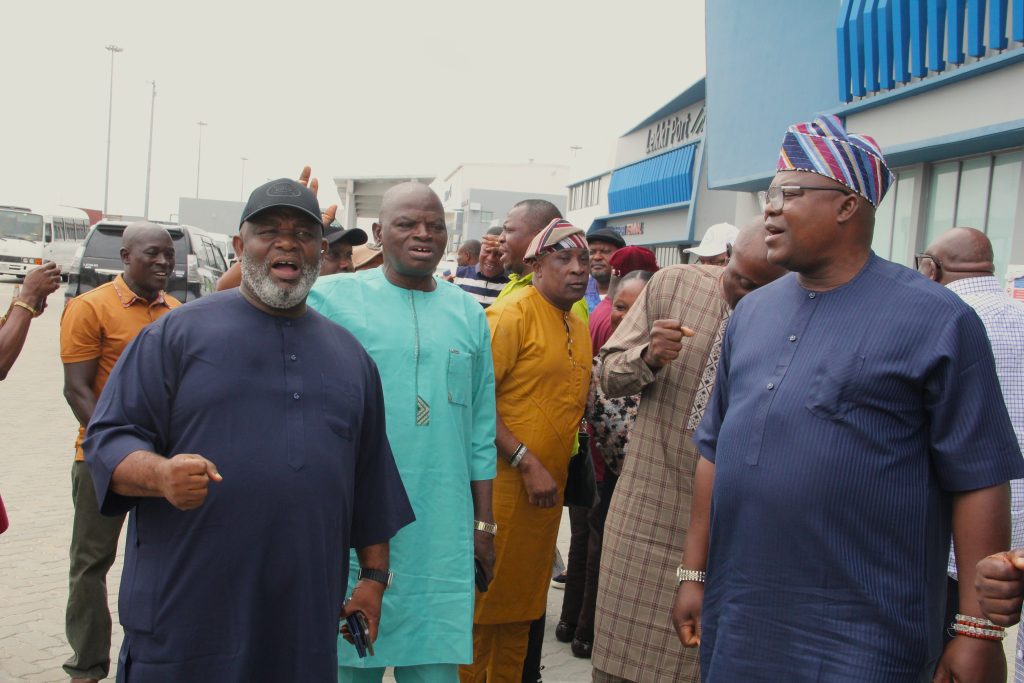 The President General, Com. Francis Bunu and national officers of MWUN
